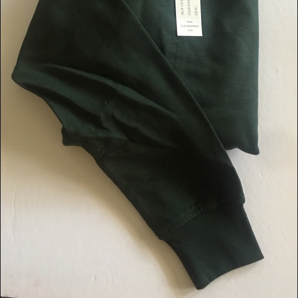 Sweatshirt - Picture 2 of 2